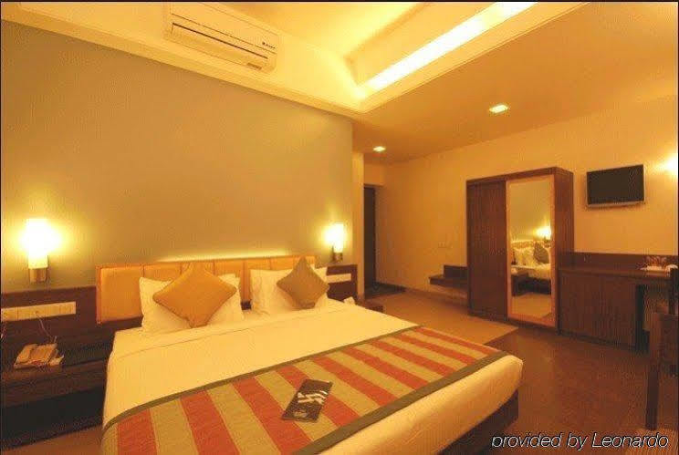 ファブホテル サダナンド ヒンジャワディ Pimpri-Chinchwad エクステリア 写真